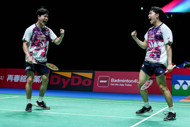 如何撰写吸引人的羽毛球比赛策划案?实用建议分享