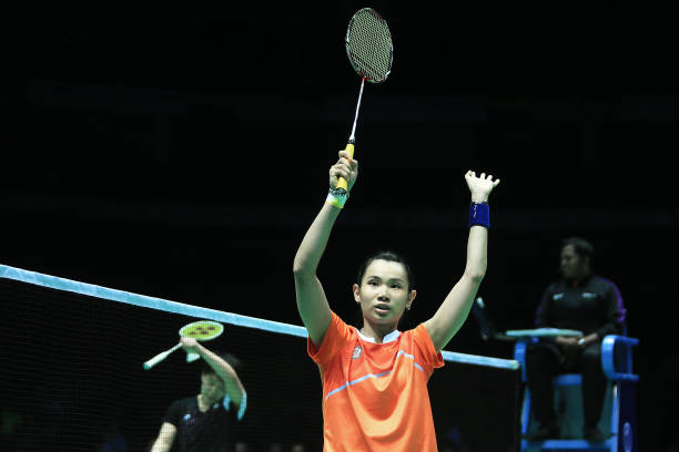 青少年VS成人羽毛球拍:5大核心区别全解析