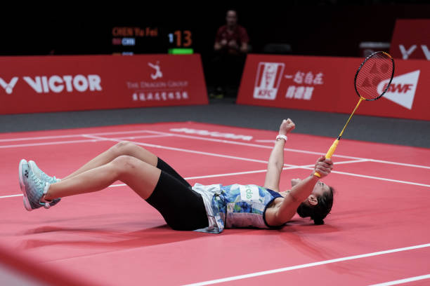 小学生羽毛球入门教学：基础动作与规则讲解