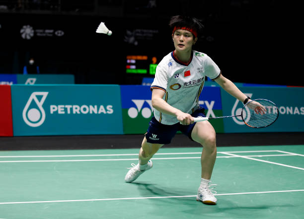 寓教于乐:用游戏方式培养孩子的羽毛球发球能力