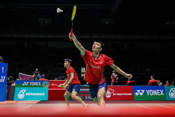 从选线到成品!钩织羽毛球完整视频教程(含慢动作演示)