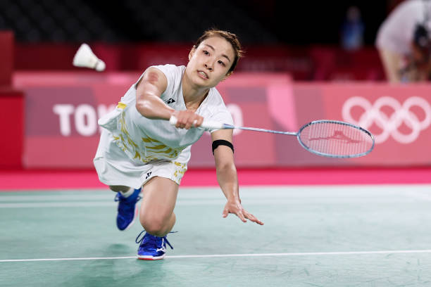 初中生羽毛球拍穿线磅数误区，你选对了吗？