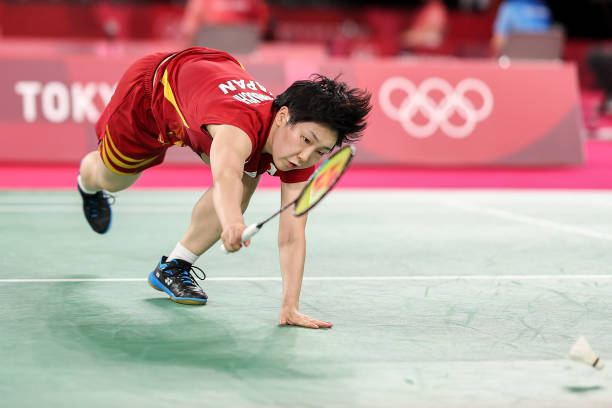 双打比赛站位规则优化:2021版羽毛球规则的关键调整