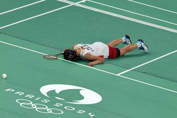 奇左偶右站位法:羽毛球双打如何提高防守效率?