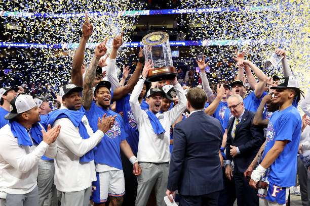 雷速篮球比分预测最新：精准分析助你掌握赛场动态