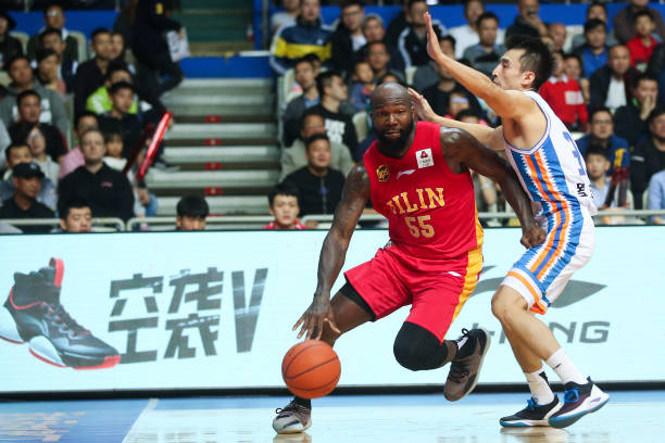 林书豪CBA首秀全场录像回放,精彩瞬间不容错过