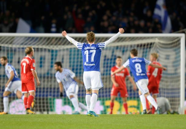 职业球员必看!完美停球技术分解视频