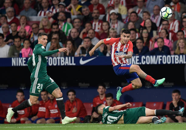 江成足球网独家:深度解析中超新赛季争冠格局