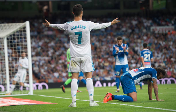 梦境解析:梦见看足球赛,暗示近期人际关系?