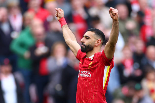 金球制胜第一人:揭秘足球史上首位绝杀英雄