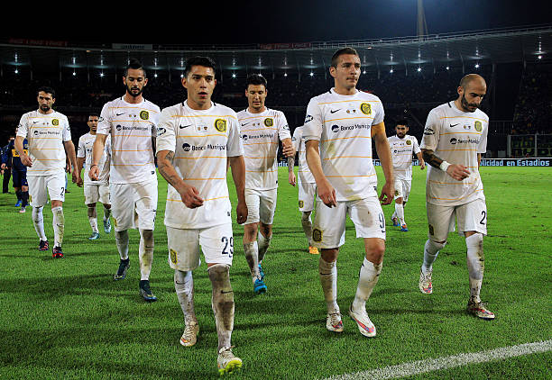 无需解说!卡洛斯这记任意球本身就是传奇