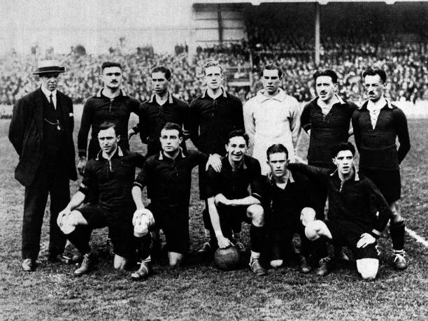 （引发深度讨论，探讨联赛水平与欧冠成绩的相互影响）