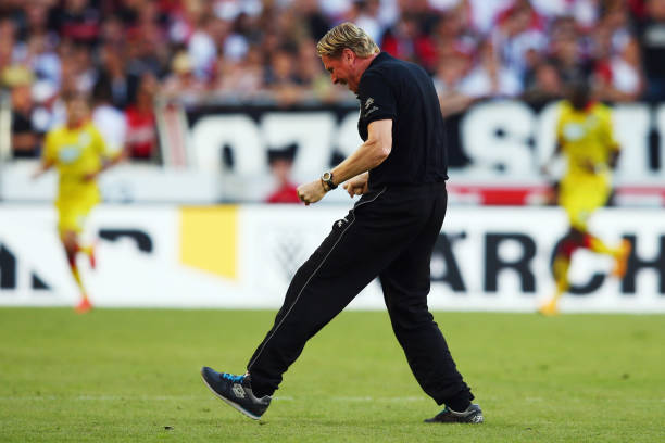 足球迷必看：欧洲杯比赛的标准时长是多少？