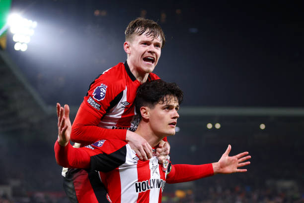 欧冠历史积分榜与本赛季战绩对比