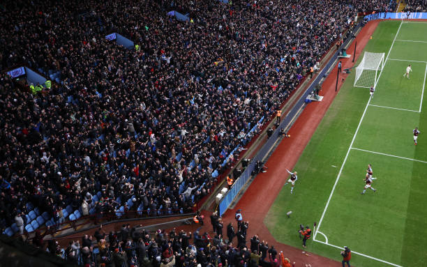 罗本失点+德罗巴头球:欧冠决赛关键瞬间