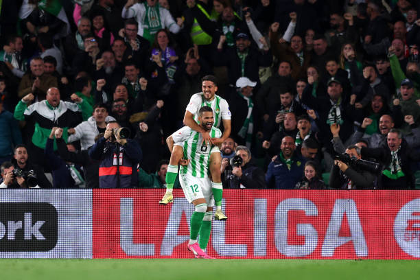 2000/2001赛季德甲积分榜回顾:拜仁慕尼黑夺冠之路