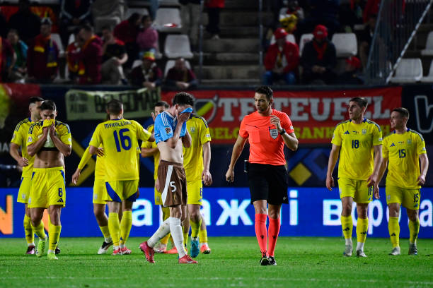 贝克汉姆：足球场上的艺术大师