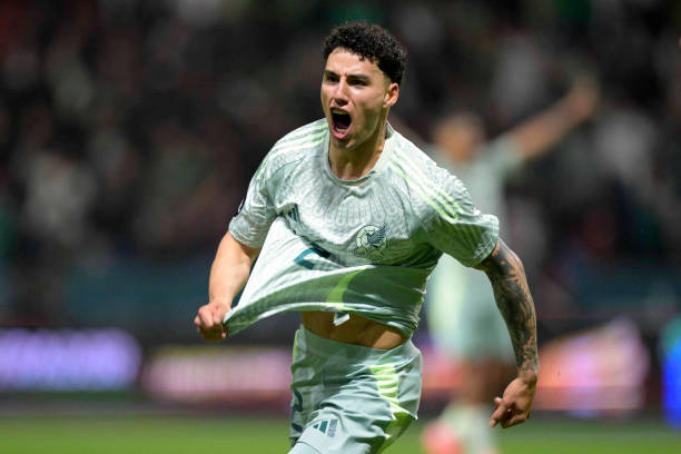 墨西哥足球的未来：新一代球员的挑战与机遇