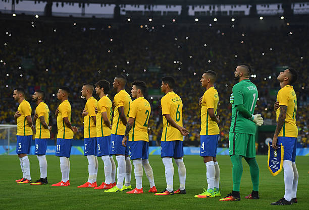 巴黎圣日耳曼欧冠小组赛主场与客场表现对比