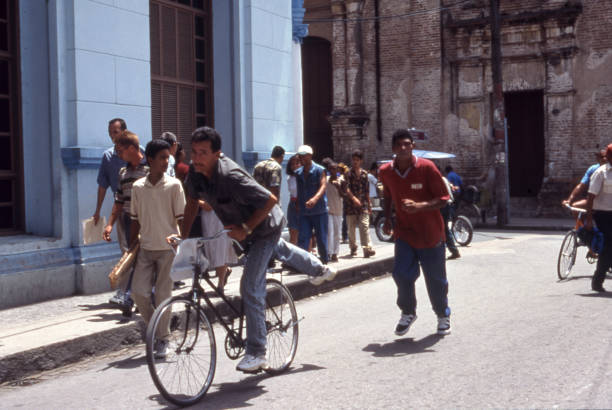 实况足球2024PS5联机对战指南:如何优化网络延迟?