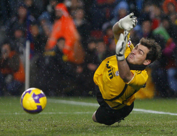 法甲焦点战前瞻：巴黎vs摩纳哥，天王山之战一触即发