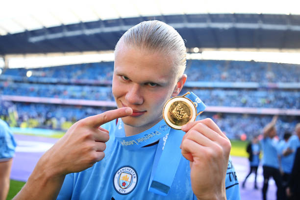 贝林厄姆与其他顶级10号球员的对比分析