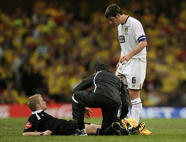 大黄蜂的辉煌：多特蒙德德甲冠军奖杯陈列室