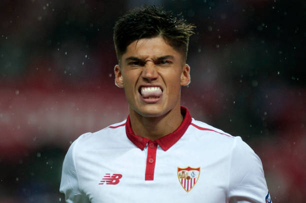 足球比赛中定位球的判罚标准与执行要点