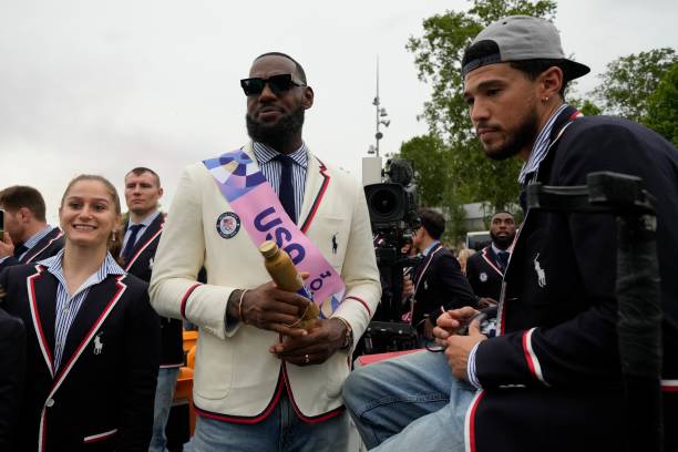 直播吧直击奥运篮球:美国梦之队能否卫冕成功?