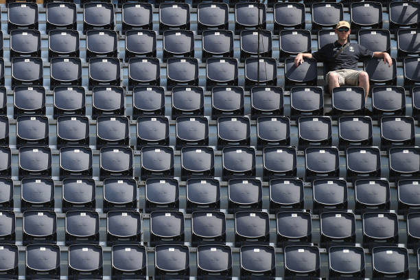 游泳一小时游多少米适合初学者？