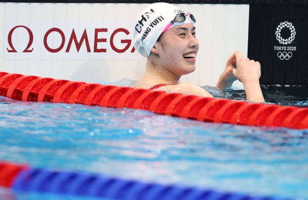 如何通过训练提升游泳中的身体协调性