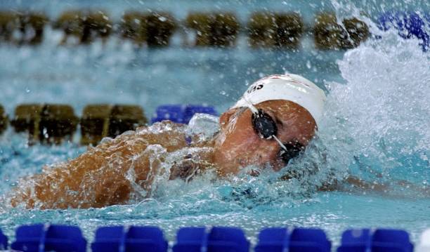 游泳对身体健康有哪些益处?