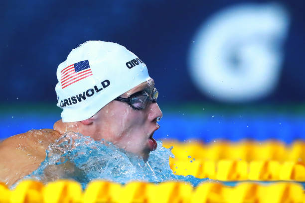 室内游泳馆的优缺点对比：值得去吗？