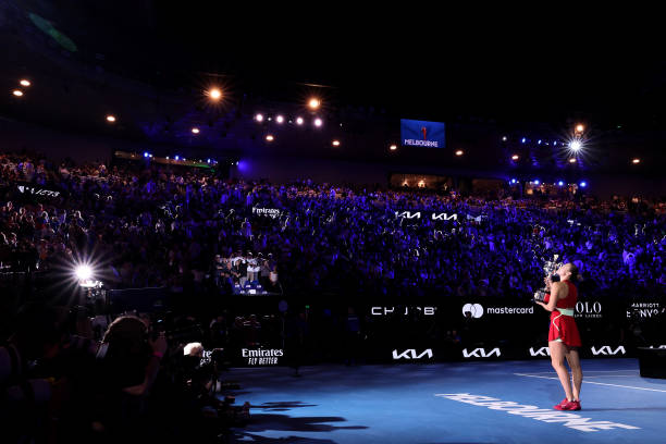 最新战报:CCTV5网球直播,顶尖选手激烈交锋!