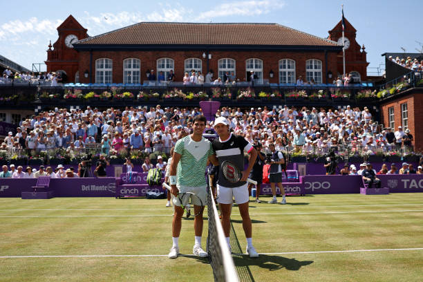 莱巴金娜温网第二轮战报：仅丢三局强势取胜