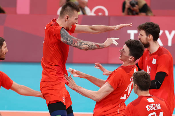 排球少年的梦想之旅:郑亮排球解析