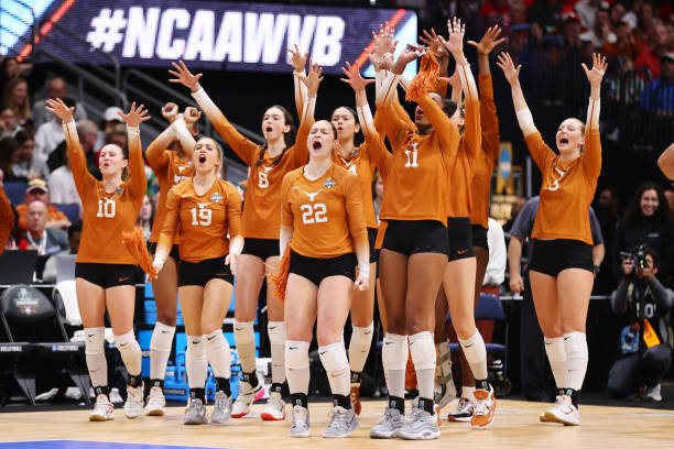 （从规则和判罚角度解析轮换）