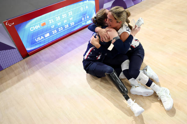 朱婷微博最新动态:训练日常与赛场风采