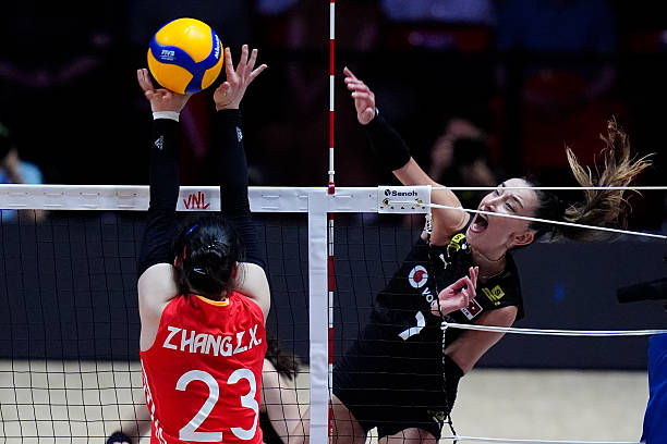 龚翔宇接应战术分析:她在场上的关键作用