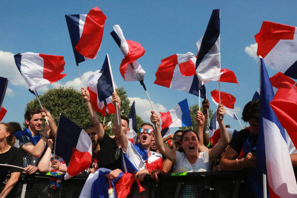 世界杯赛程：各阶段比赛当地时间汇总