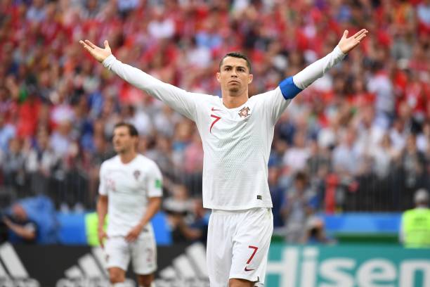 国足主帅赛后坦言:球队需改进防守漏洞