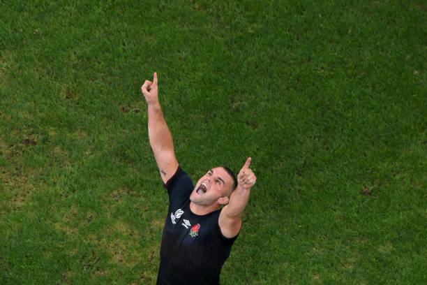 球星闪耀:预选赛小组赛中的最佳球员盘点